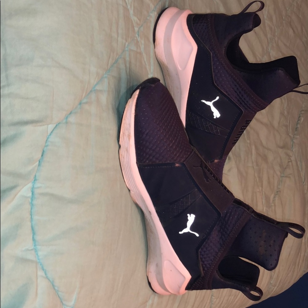 Womens Puma Sneaker